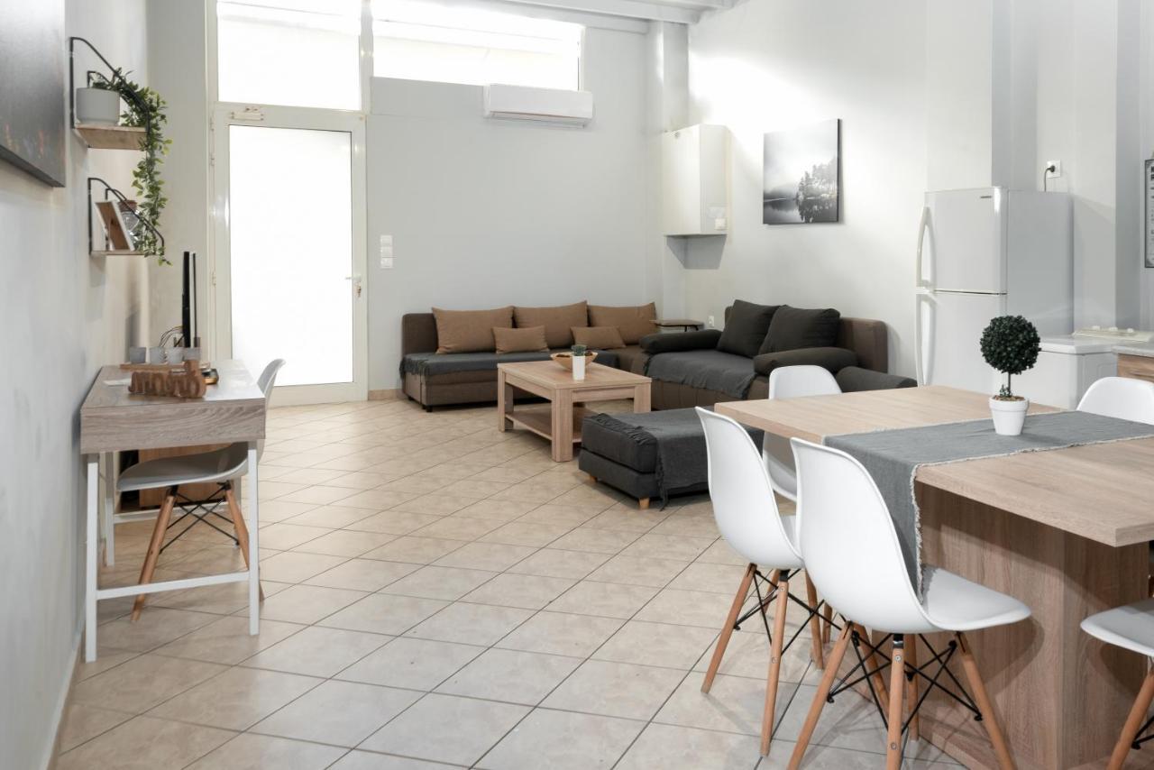 Spacious Apartment-600M From The Subway Atena Exterior foto